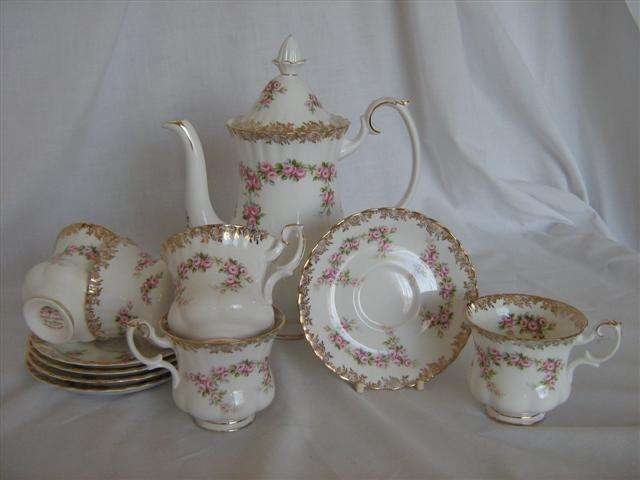 ROYAL ALBERT  (BONE CHINA) COFFEE SET IN THE "DIMITY ROSE" PATTERN
