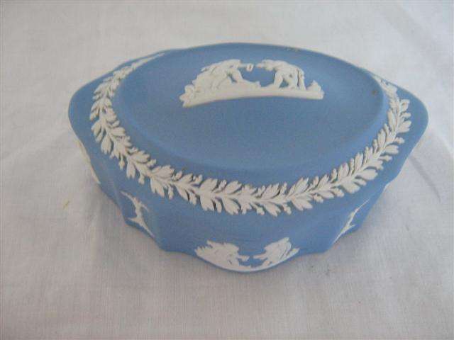 WEDGWOOD " JASPER WARE " OVAL POT...BOAT SHAPE