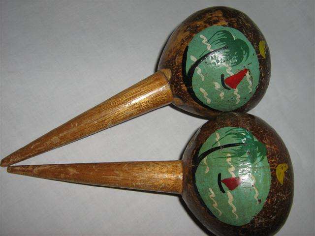 PAIR OF MUSIC SHAKERS..