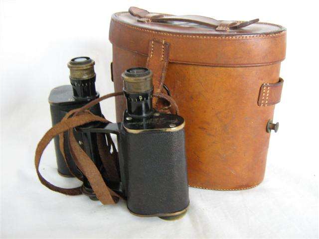 ANTIQUE CARL ZEISS JENA BINOCULARS IN ORIGINAL LEATHER CASE..