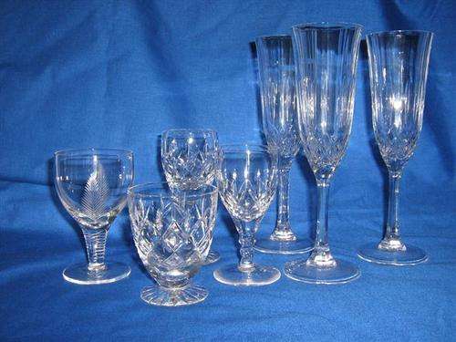 LOT OF SEVEN CRYSTAL GLASSES...