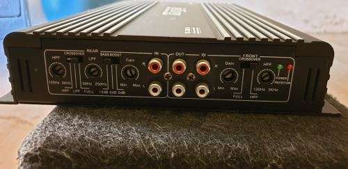 Targa TA-3000.4 4-Channel Amplifier plus free Sony 1000W Sub