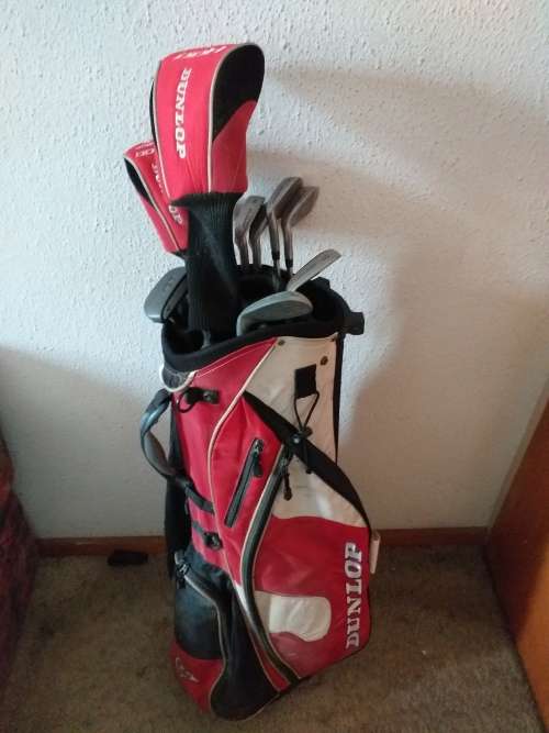 DUNLOP GOLF CLUBS