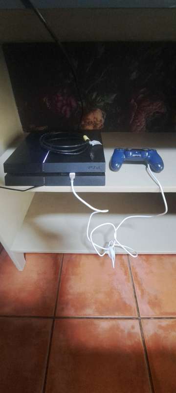 PlayStation 4 1TB (original)