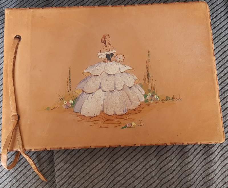 Leather bound Old Style Photo Album (new)
