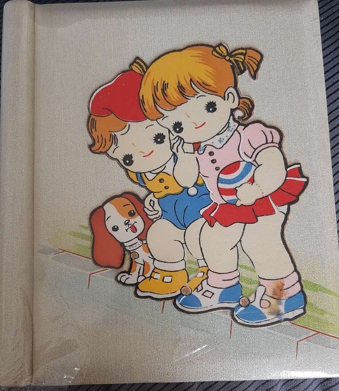 Self Adhesive Photo Album With Felt Picture on Cover (New / Umused)