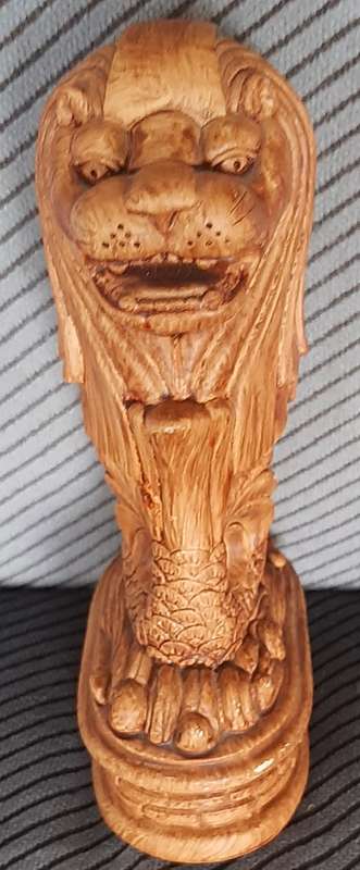 The Merlion Paperweight