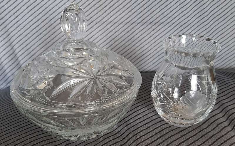 2 cut Crystal pieces - bowl with lid & vase