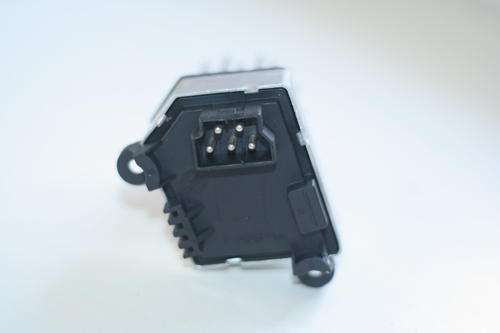 BRAND NEW BMW BLOWER MOTOR RESISTOR FITS E46 E39 X3 X5