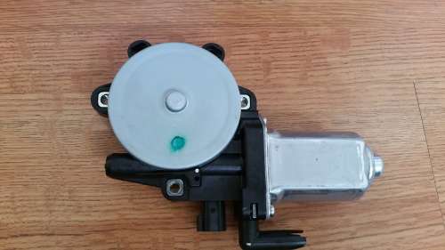 ISUZU KB 300 Window Motor, NEW, Original