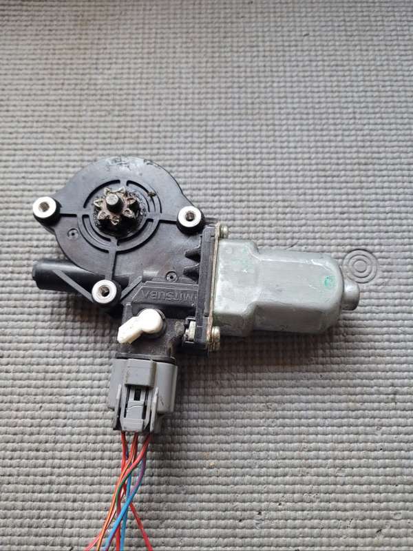 ISUZU Window Mechanism Motor Driver Side