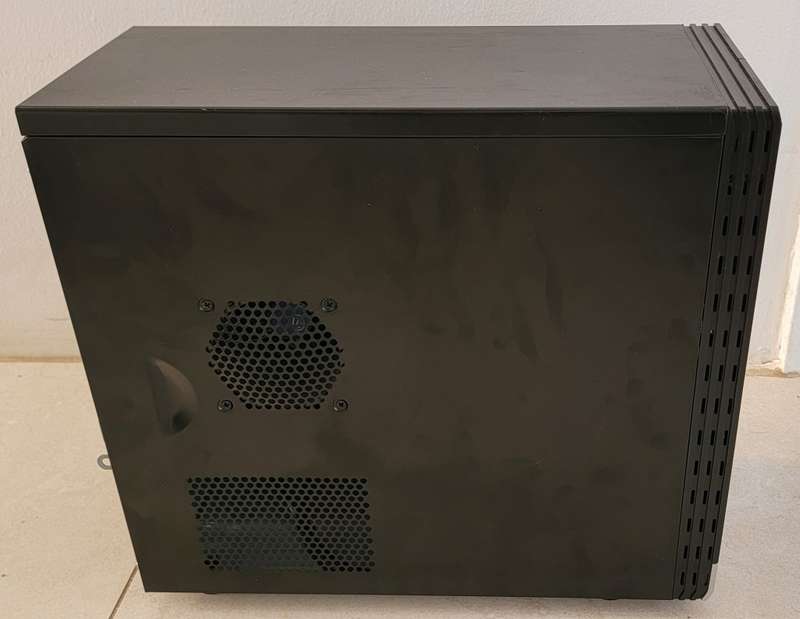 7th Gen, 8Gb Ram, 1Tb HDD, Gigabyte Desktop Pc Tower Only