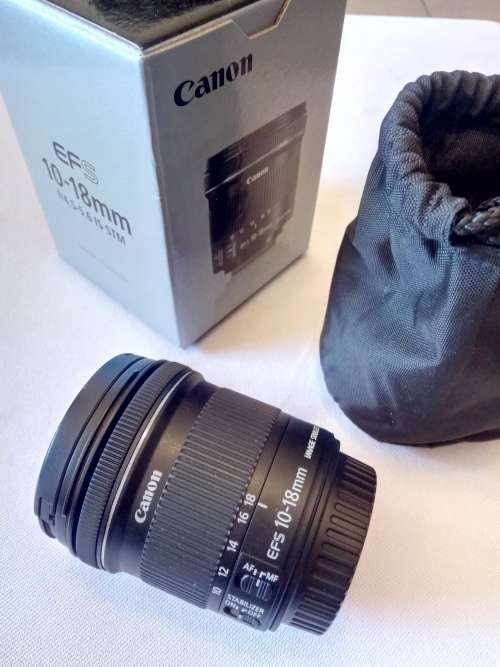 Canon EF-S 10-18mm f/4.5-5.6 IS STM Lens