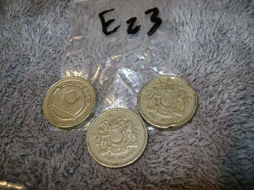 Great Britain    1 pound coin:  1983     2006