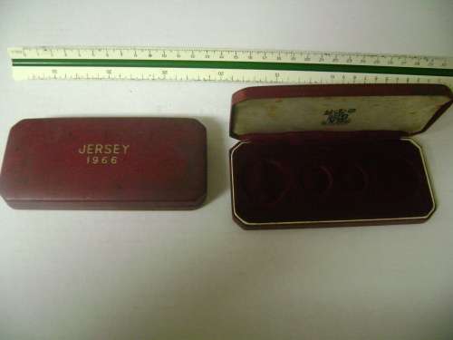 Coin holder box (empty)