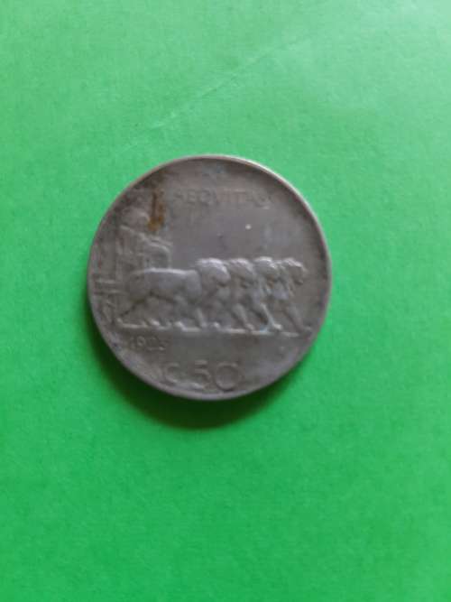 Italy  50 centesimi  1925   (Reeded) Magnetic