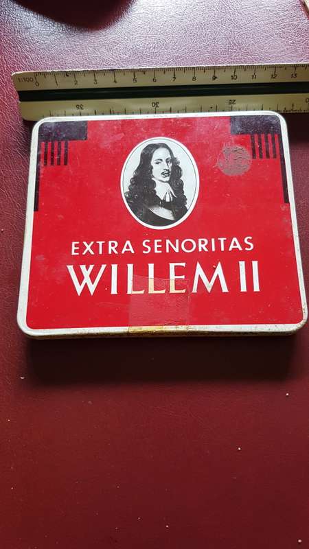 Cigar box  Willem II  (metal)
