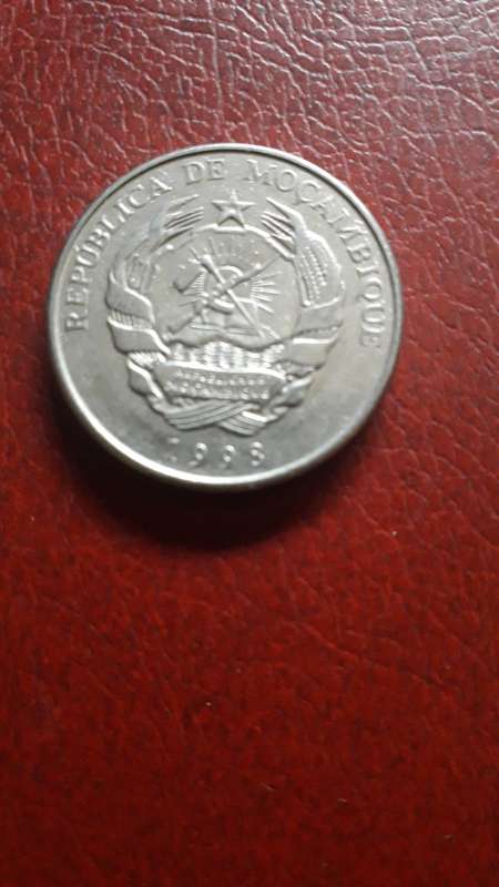 Mozambique   5000 Meticais  1998
