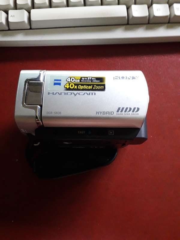 Sony Handycam DCR-SR36 Pal 40GB HDD camcorder Digital Video camera Recorder