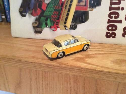 DIINKY TOYS  SUNBEAM RAPIER  166