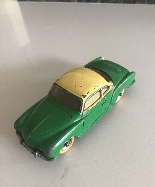 MECCANO DINKY TOYS VOLKSWAGEN KARMANN GHIA COUPE