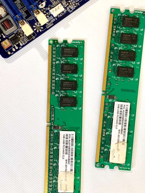 Foxconn N15235 Motherboard including CPU, RAM and Video Graphics Card