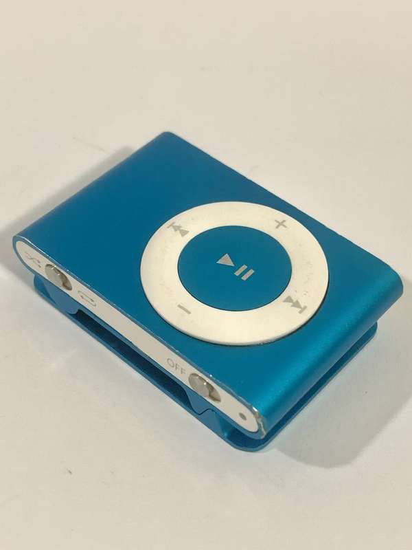 Apple iPod Shuffle Bundle -  2nd Generation (Factory Reset)