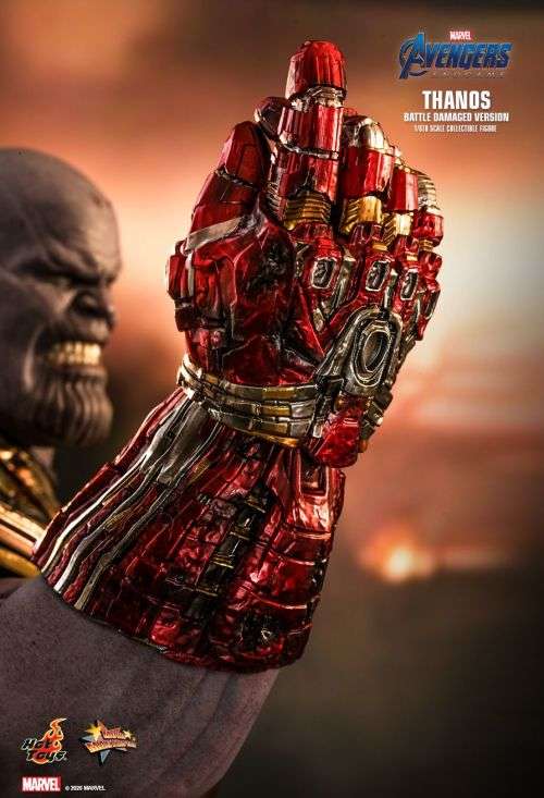 Hot Toys Avengers: Endgame Thanos (Battle Damaged Version) 1/6th Scale Figurine