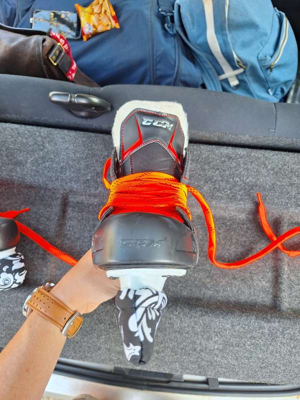 CCM FT360 Ice Skates