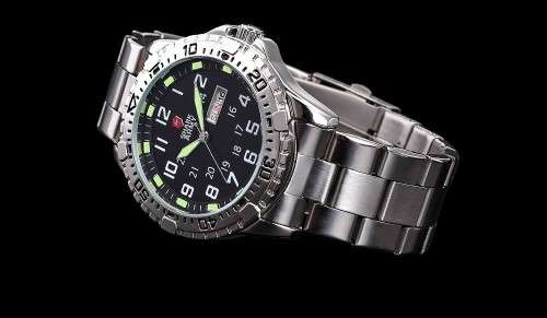 Authentic SHARK ARMY Date Day Calendar Silver Stainless Full Steel Black Men Military Sport Watch