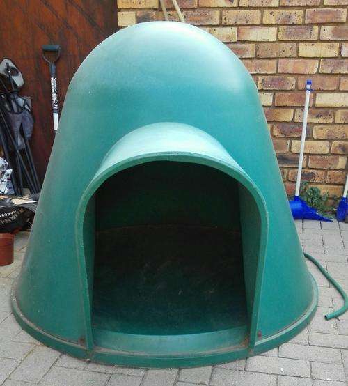 Large Igloo (collection only)