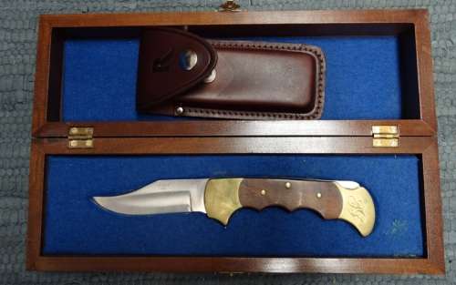 Krygkor Research Department Knife To Genl JJ Geldenhuys 1985.