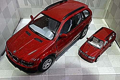 Kinsmart  BMW X5  & Miniature 1/32 (in Original Box)