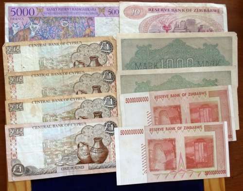 ## 10 World Banknotes M ##