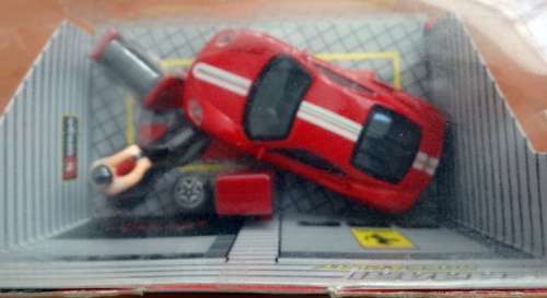 Bburago Ferrari Challenge Stradale Red