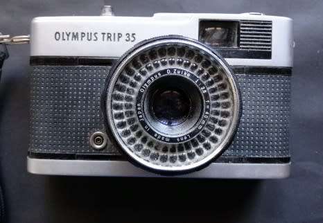 Olympus Trip 35 camera. 100% Working