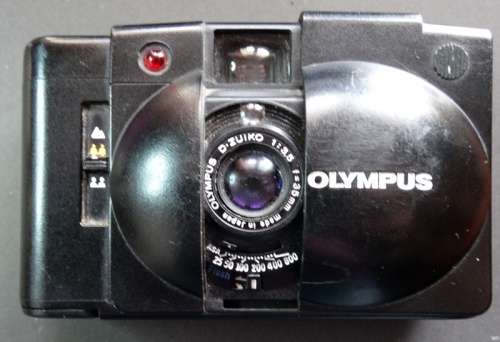 Olympas XA 2 camera. Untested but every thing in place and no acid damage
