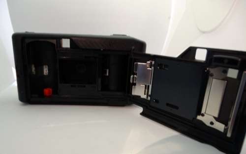 Canon Snappy 5 Automatic Camera. Working