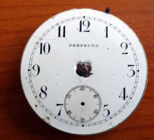 Elgin Perfecta Pocket Watch Works .For Spares or Restoration