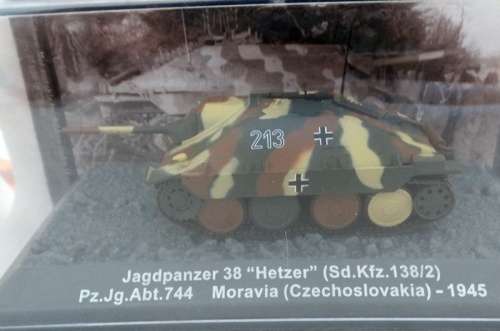 KRUPP TANK JAGDPANZER 38 HETZER SD. KFZ. 138/2 MORAVIA CZECHOSLOVAKIA 1945