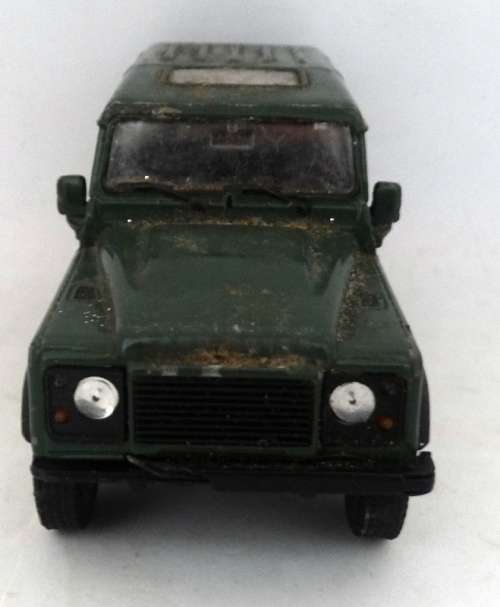 Welly's Land Rover defender 10cm wide X 5cm High