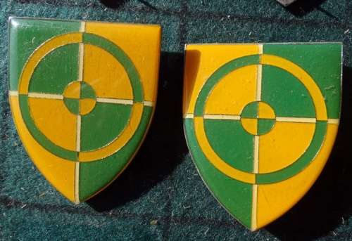 Pair of SADF Group 18 HQ Flashes .Pins Intact (22)