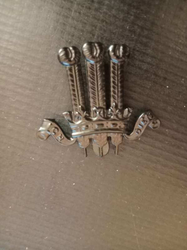 2nd King Edwards VII Own Gurkha Rifles Cap Badge. See description