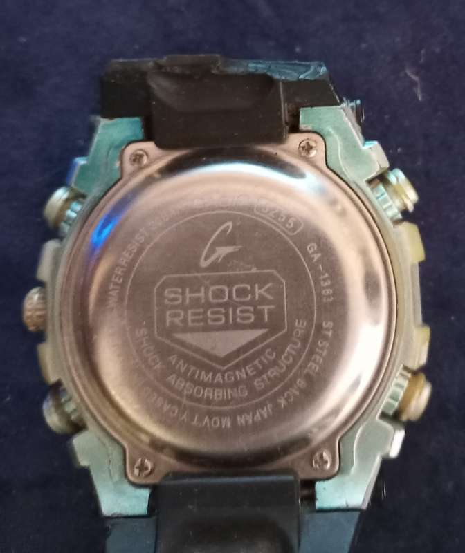 Casio G-Shock Quartz. 100% working