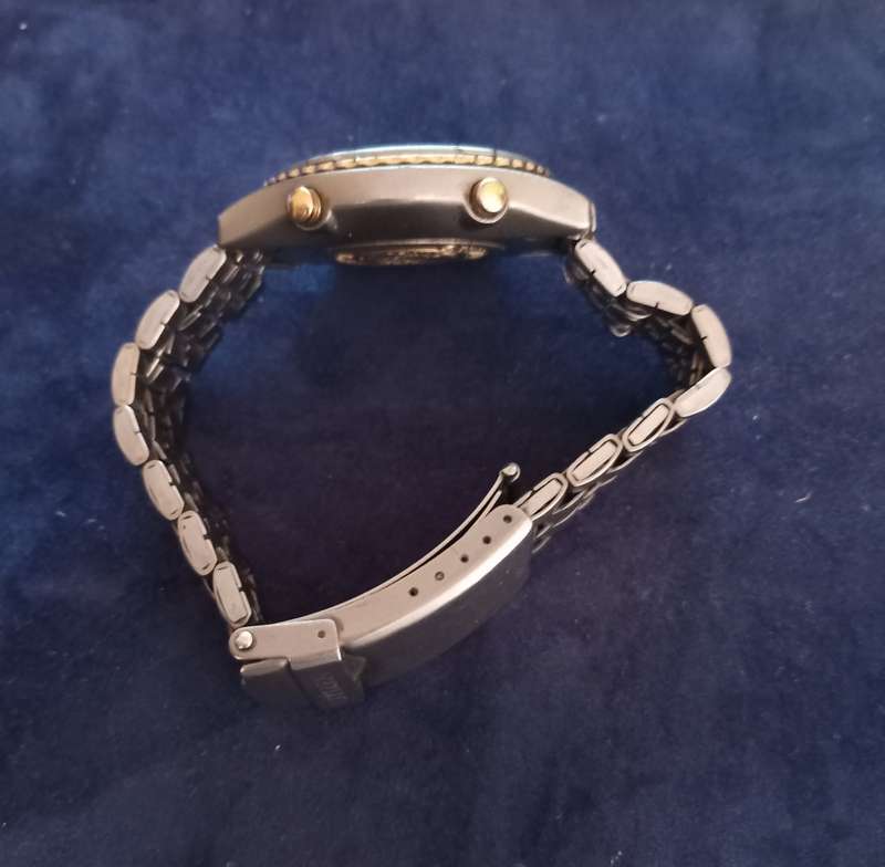 Vintage  Citizen WR 100 Titanium Chronograph Alarm Men`s Watch. 100% working serviced yesterday.