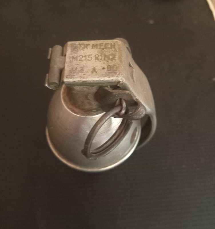 Suspected WW2 USA Deactivated Hand grinade M215 R1M2