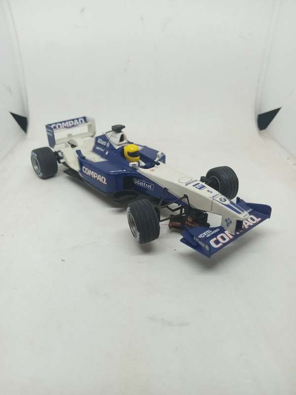SCX Williams BMW  FW23 Scalextric. Tires Good