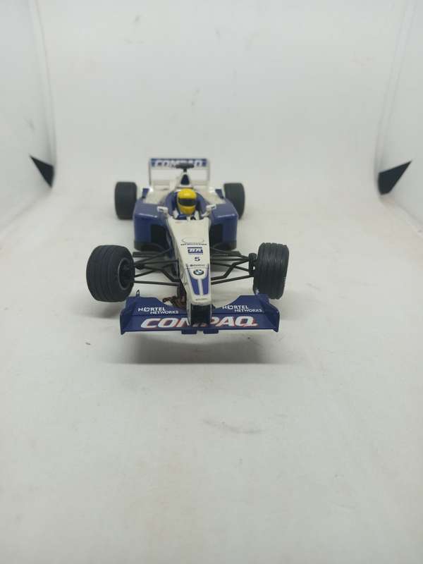 SCX Williams BMW  FW23 Scalextric. Tires Good