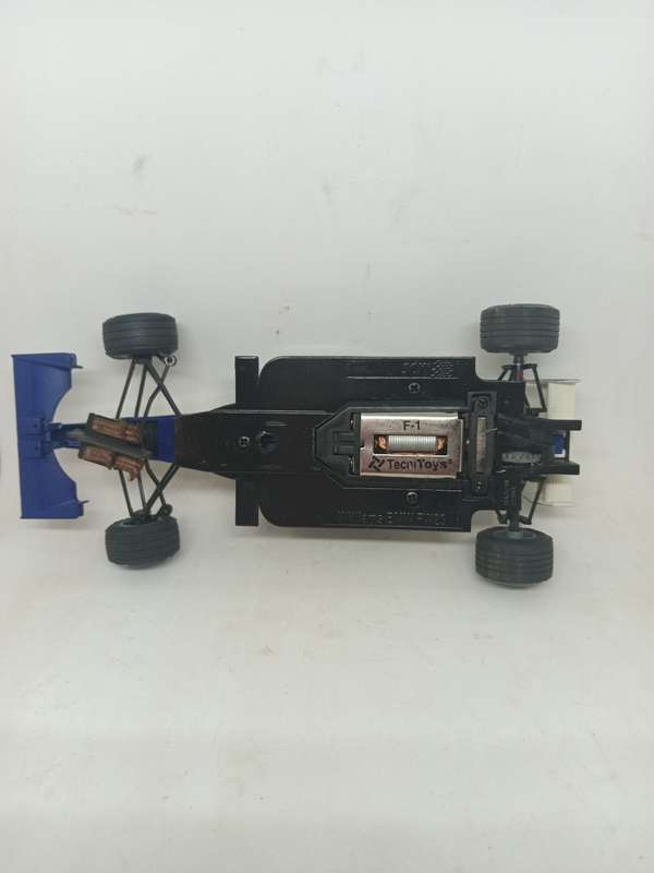 SCX Williams BMW  FW23 Scalextric. Tires Good