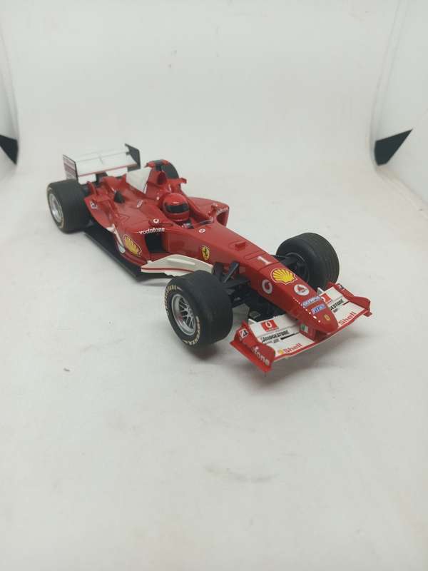 Hornby Michael Schumacher Ferrari 2004 Scalextric. Tires Good